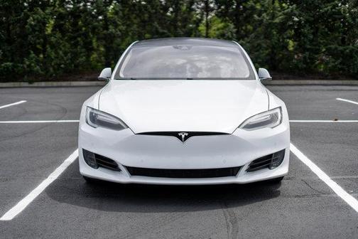 2016 Tesla Model S 90D