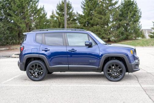 2017 Jeep Renegade Altitude
