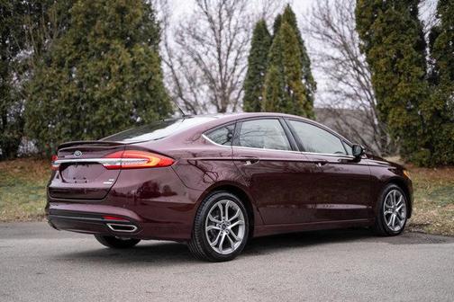 2017 Ford Fusion SE