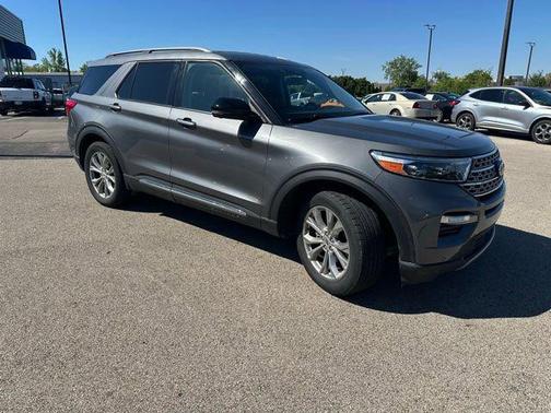 Carbonized Gray Metallic 2023 Ford Explorer Limited