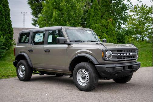 Marsh Gray 2026 Ford Bronco Base