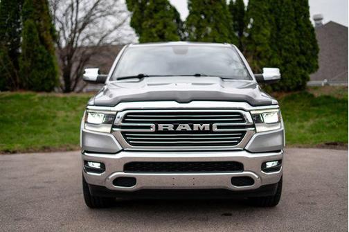 Billet Silver Metallic Clearcoat 2019 RAM 1500 Laramie