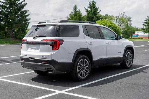 2020 GMC Acadia AWD AT4