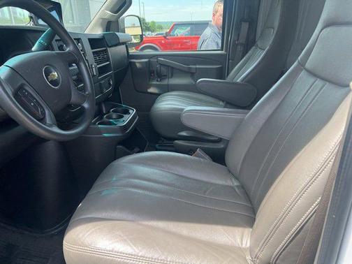2020 Chevrolet Express 2500 RWD 2500 Regular Wheelbase WT