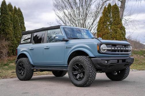2022 Ford Bronco Outer Banks