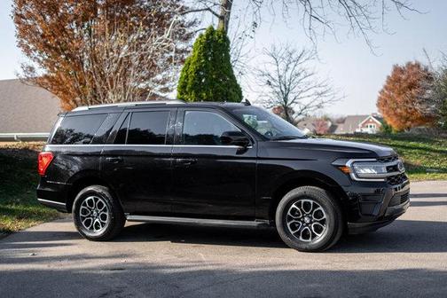 2024 Ford Expedition XLT