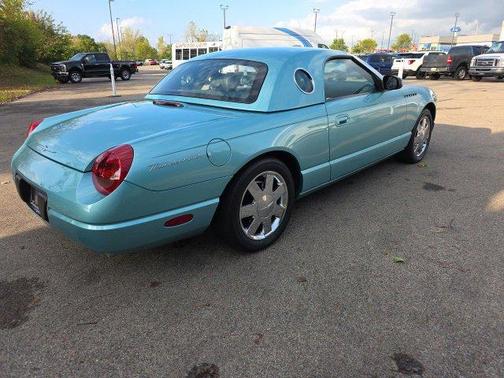 2002 Ford Thunderbird Base