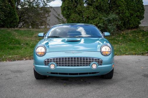 2002 Ford Thunderbird Base
