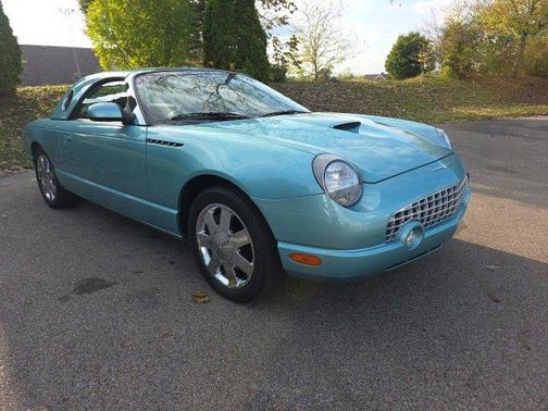 2002 Ford Thunderbird Base