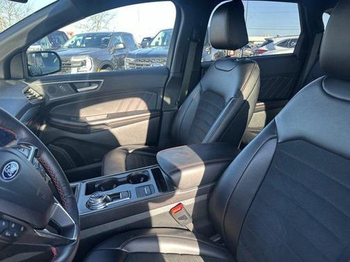 2023 Ford Edge ST Line
