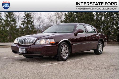 2007 Lincoln Town Car Signature