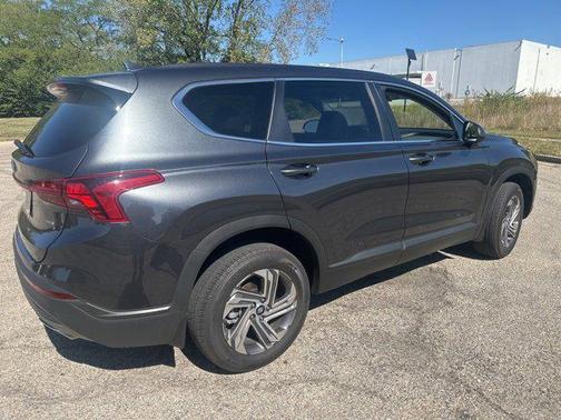 2023 Hyundai SANTA FE SE