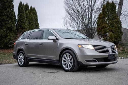 2018 Lincoln MKT Reserve