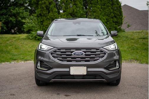 Magnetic Metallic 2019 Ford Edge SEL