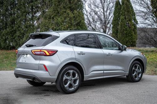 2023 Ford Escape ST-Line Select