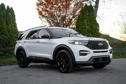 2023 Ford Explorer ST-Line
