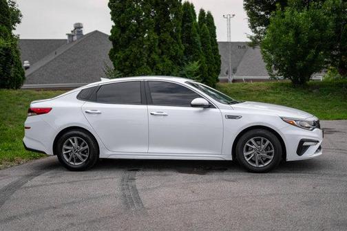 2020 Kia Optima LX
