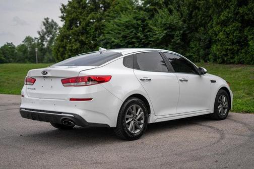 2020 Kia Optima LX