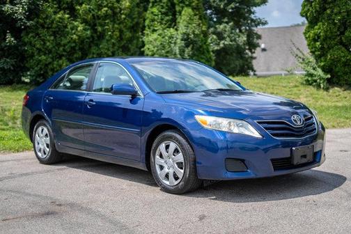 2010 Toyota Camry LE