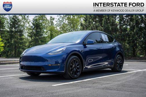 2022 Tesla Model Y Long Range Dual Motor All-Wheel Drive