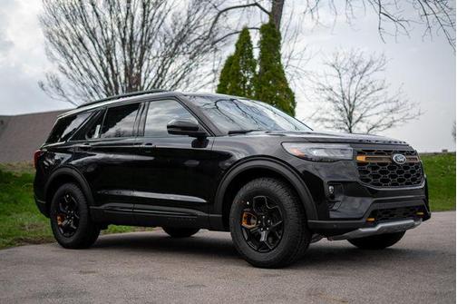 Agate Black Metallic 2026 Ford Explorer Tremor