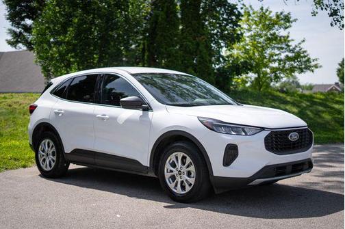 Oxford White 2024 Ford Escape Active