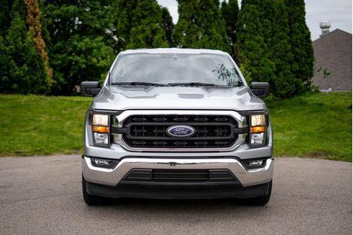 Iconic Silver Metallic 2023 Ford F-150 XLT