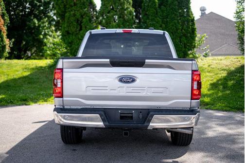 Iconic Silver Metallic 2023 Ford F-150 XLT