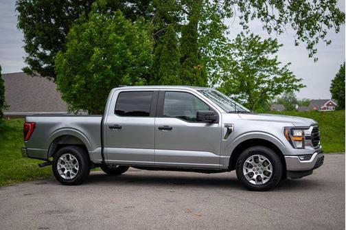 Iconic Silver Metallic 2023 Ford F-150 XLT