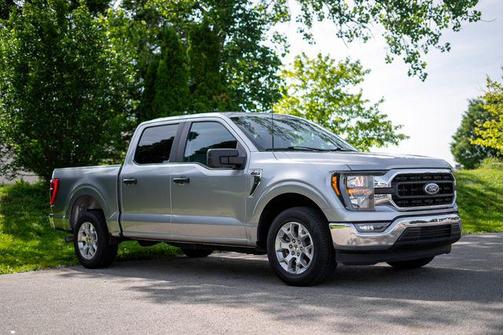 Iconic Silver Metallic 2023 Ford F-150 XLT