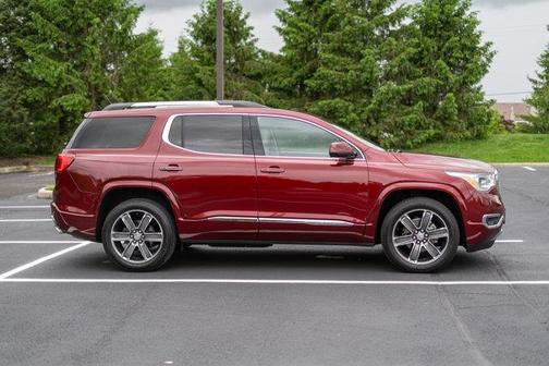 2017 GMC Acadia Denali