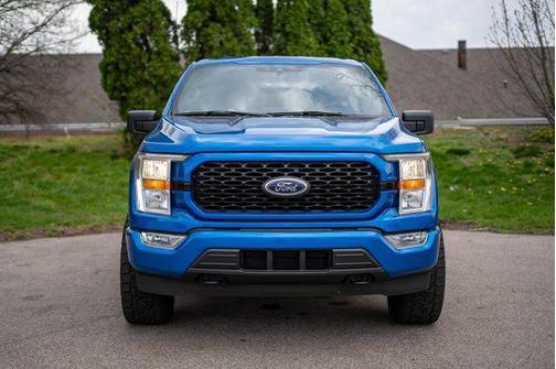 Velocity Blue Metallic 2021 Ford F-150 XL