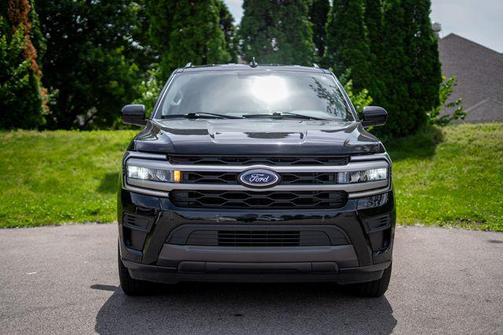 Agate Black Metallic 2024 Ford Expedition XLT