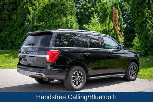 Agate Black Metallic 2024 Ford Expedition XLT