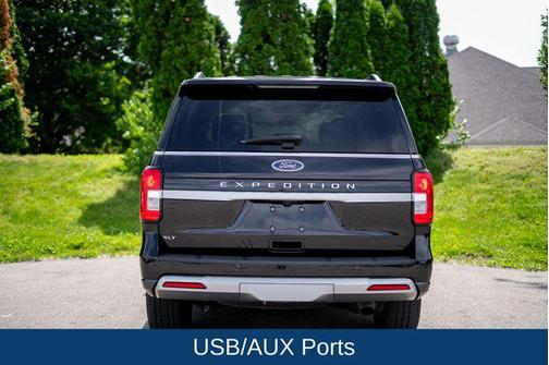 Agate Black Metallic 2024 Ford Expedition XLT