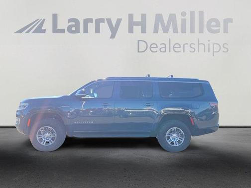 2023 Jeep Wagoneer L Base