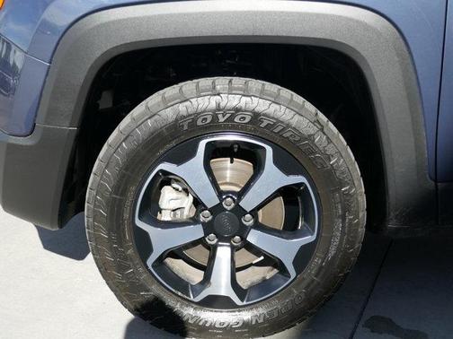 2021 Jeep Renegade Trailhawk