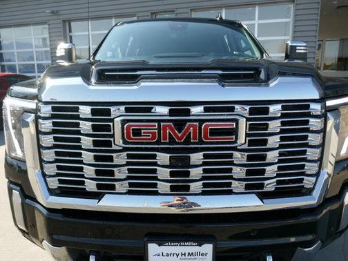 2024 GMC Sierra 3500 Denali