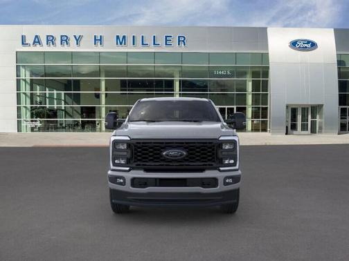 2025 Ford F-350 Lariat Super Duty