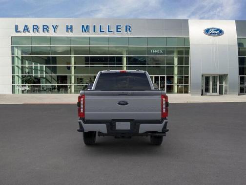2025 Ford F-350 Lariat Super Duty