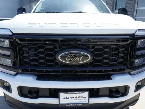 2025 Ford F-350 Lariat Super Duty
