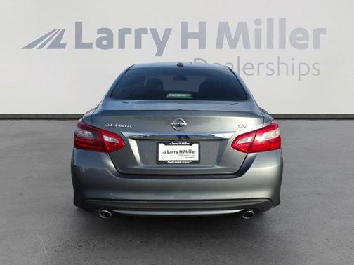 2017 Nissan Altima 2.5 SV