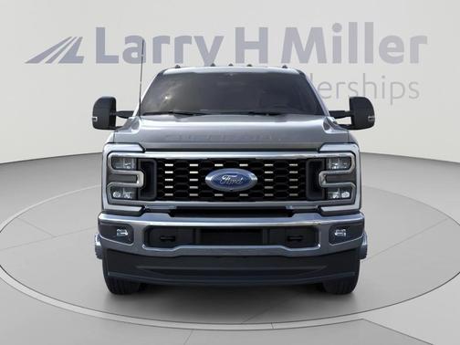 Carbonized Gray Metallic 2026 Ford F-350 Lariat Super Duty