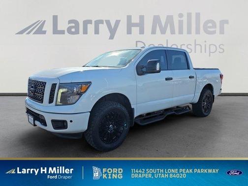 2018 Nissan Titan SV