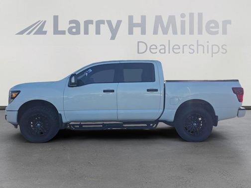 2018 Nissan Titan SV