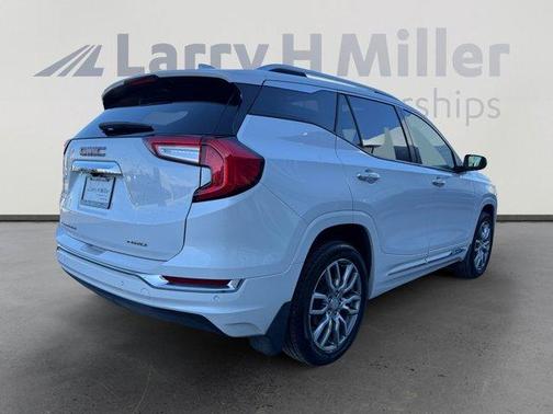 2023 GMC Terrain Denali