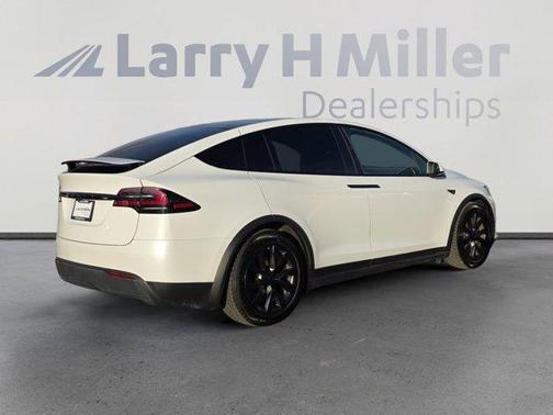 2023 Tesla Model X Standard Range