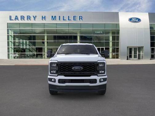 2025 Ford F-350 XLT