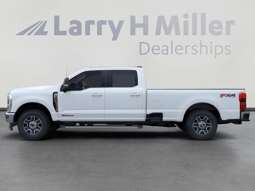 Star White 2026 Ford F-350 Lariat Super Duty