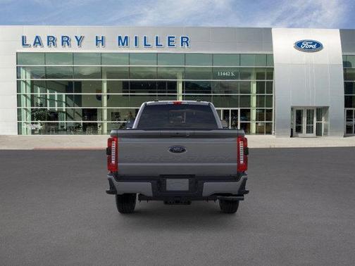 2025 Ford F-350 Lariat Super Duty